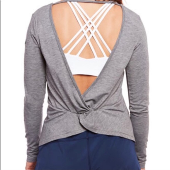 Long sleeve Orangetheory shirt with open back - Picture 2 of 7